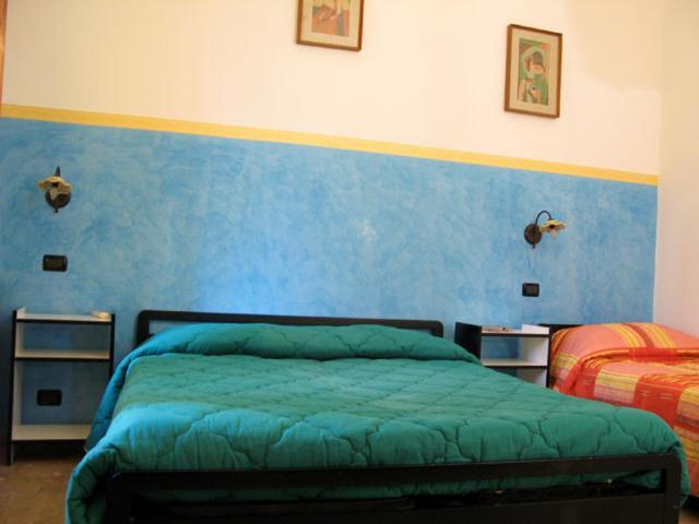 مبيت وإفطار جويوزا ماريا Mare Blu الغرفة الصورة